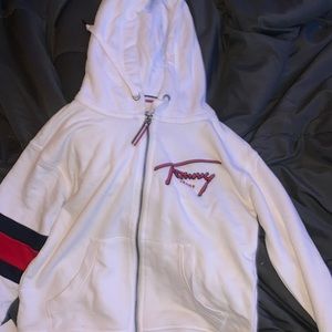 tommy white hoodie